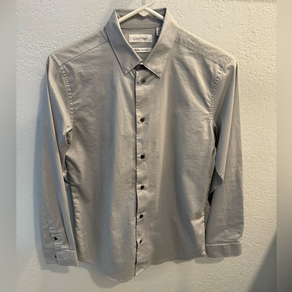 Boys Calvin Klein size 18 button dress shirt - grey